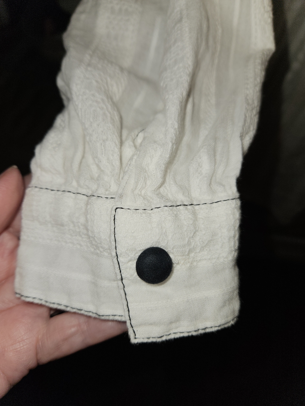 Embellish - White Textured Button-Front Top - Picture 4 of 8